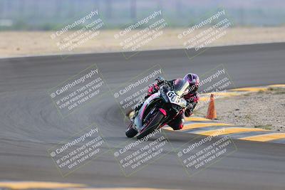 media/Sep-24-2022-CVMA (Sat) [[a45f954247]]/Race 15 500 Supersport-350 Supersport/